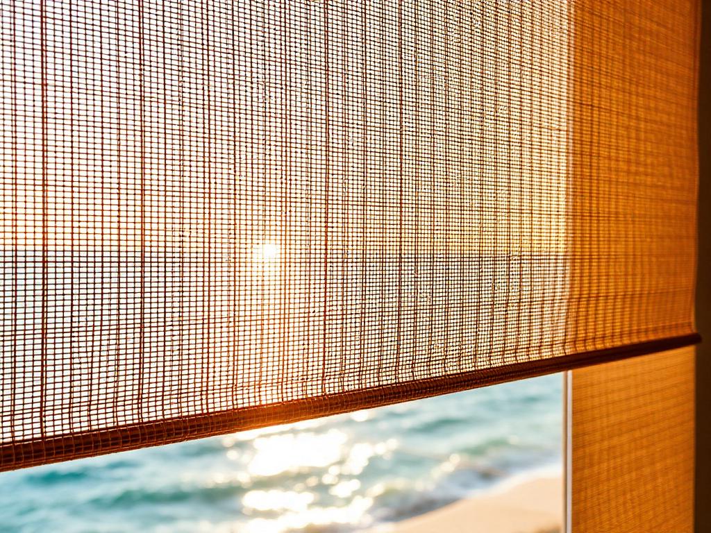 Solar Shades detail